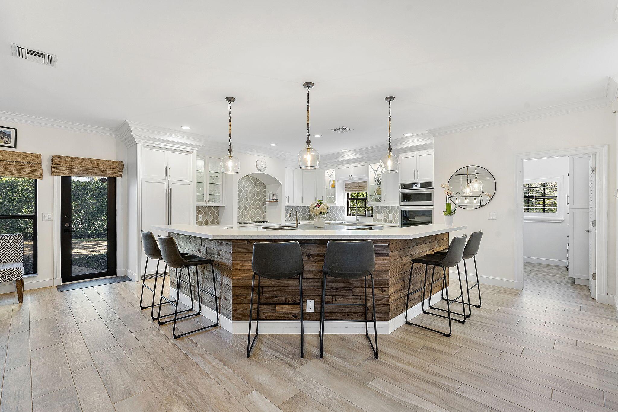 12645 Oak Arbor Drive