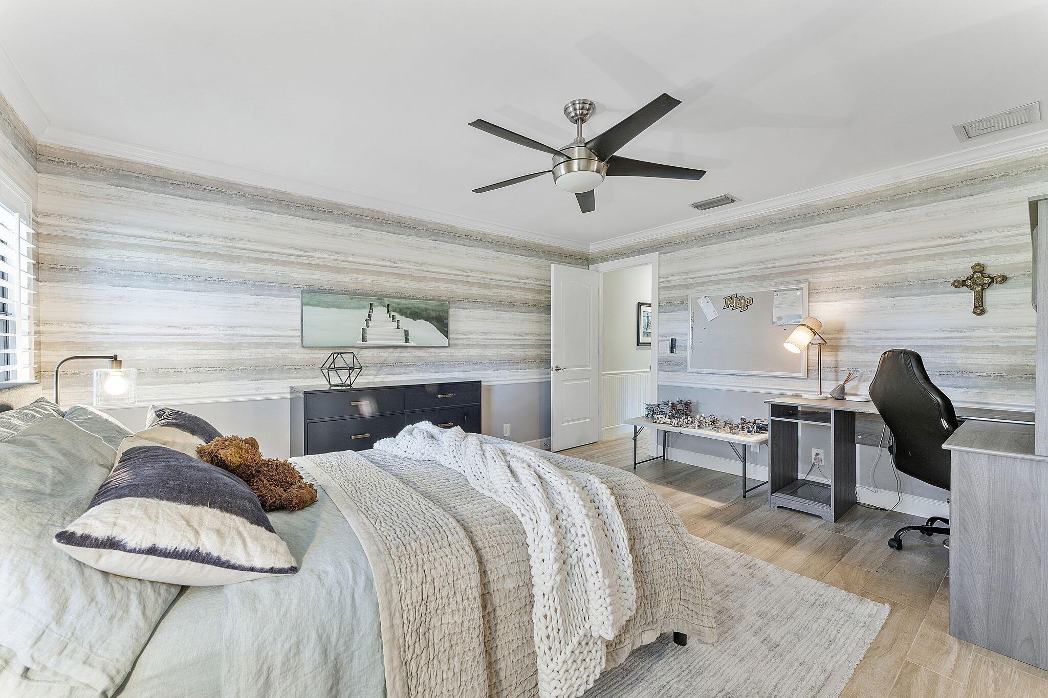 12645 Oak Arbor Drive