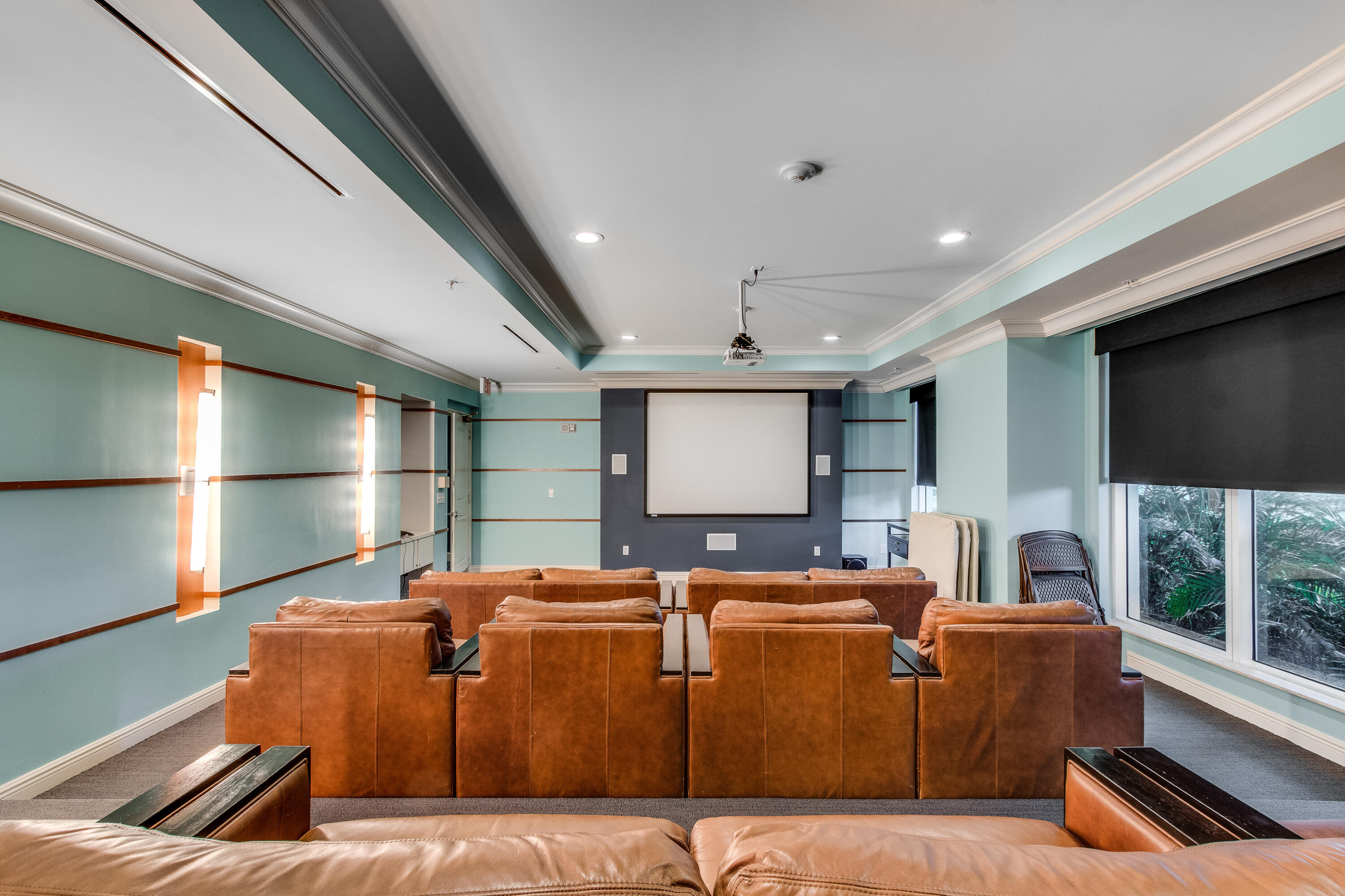 700 E Boulevard 1001