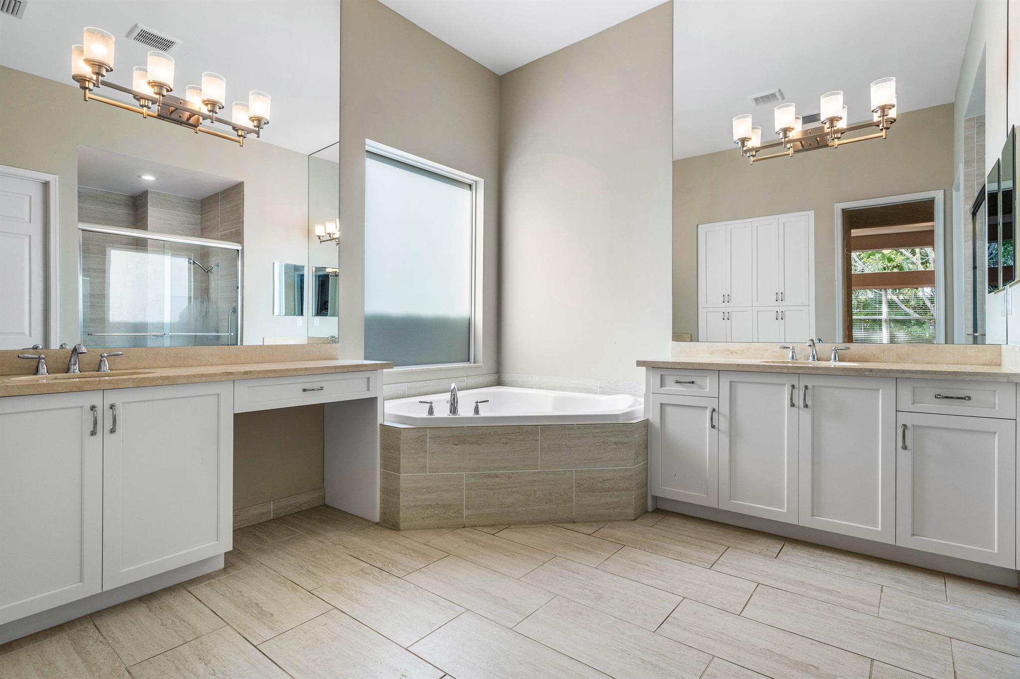 8210 Pyramid Peak Lane