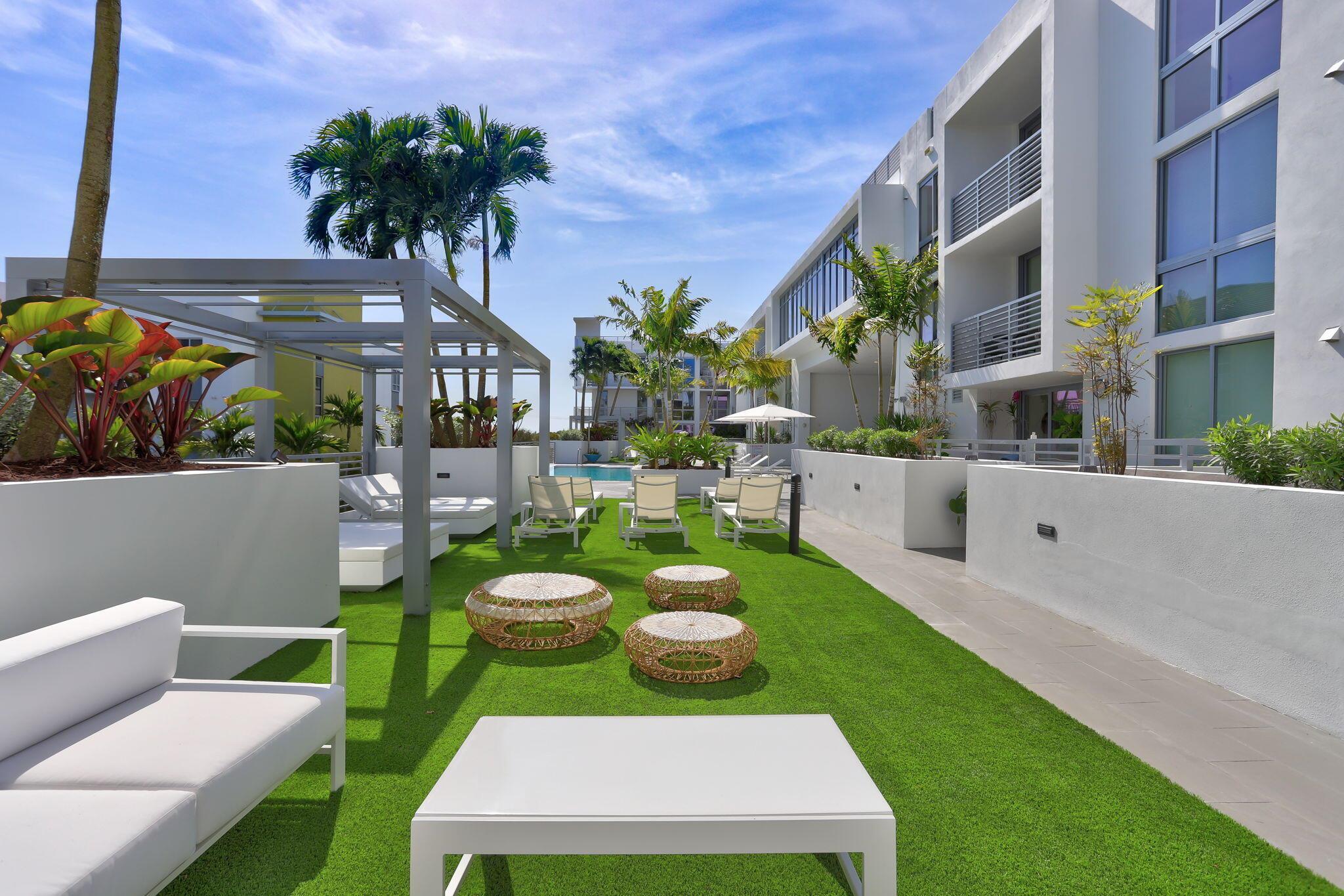 111 SE 1st Avenue 412