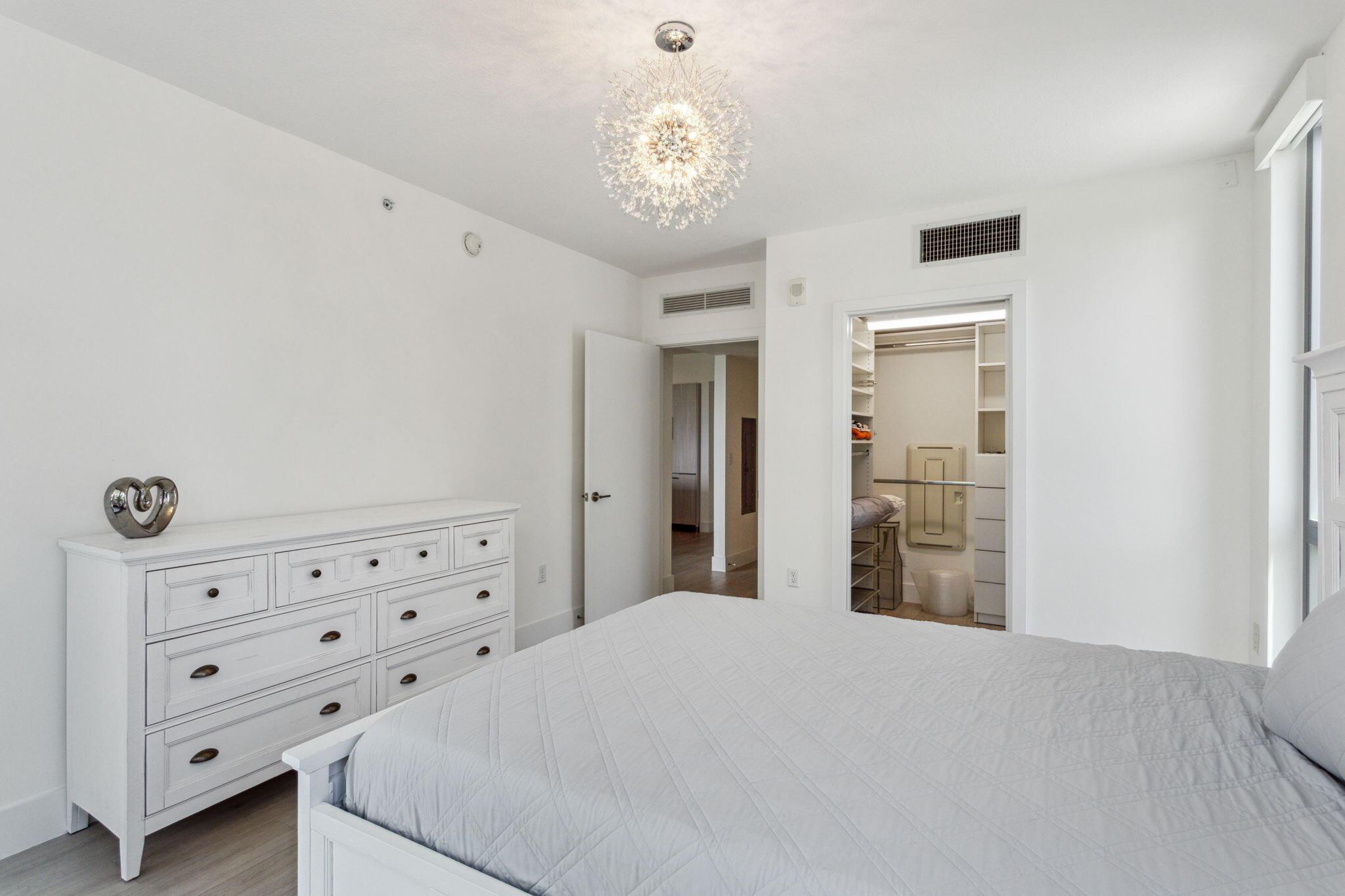 111 SE 1st Avenue 412