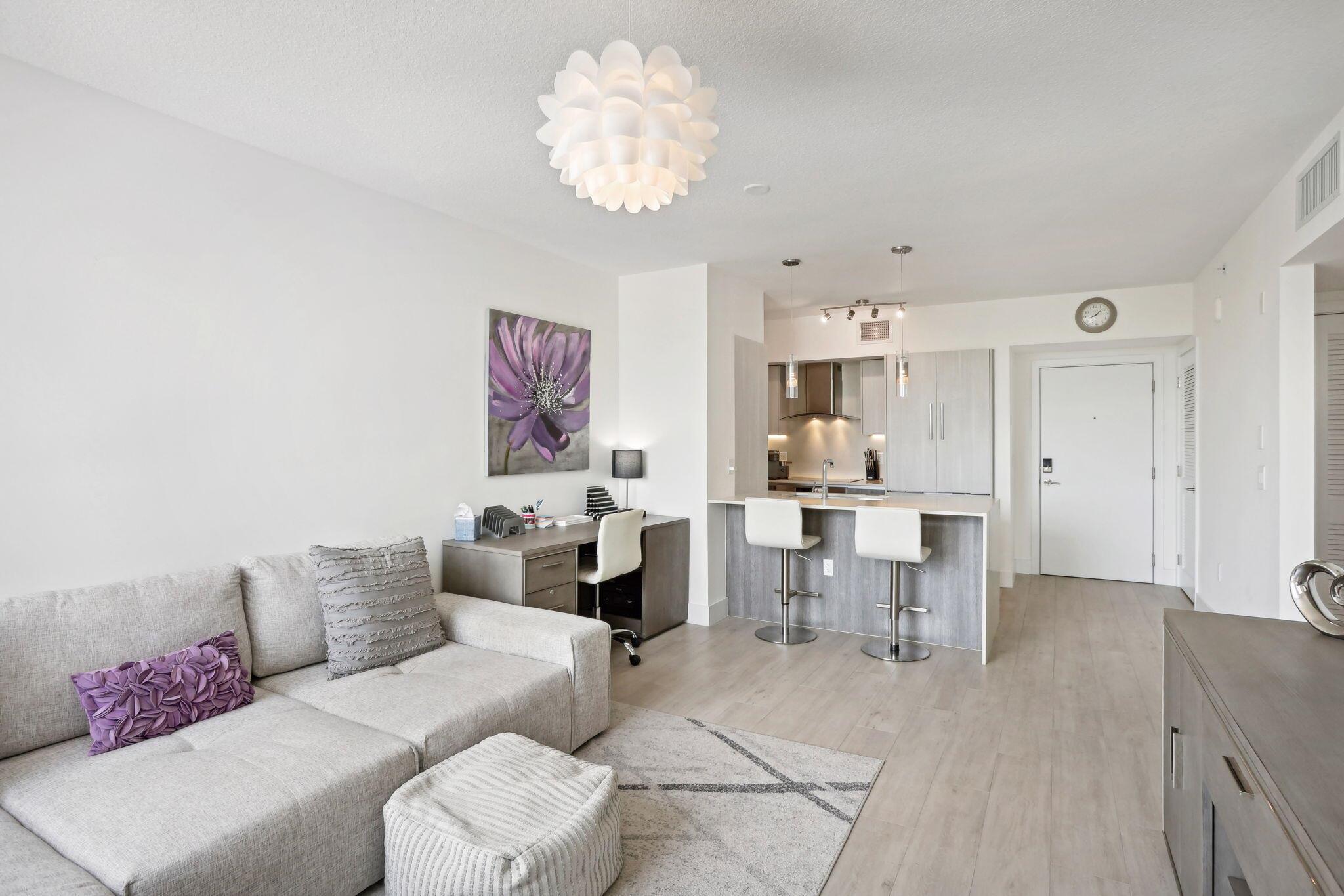 111 SE 1st Avenue 412