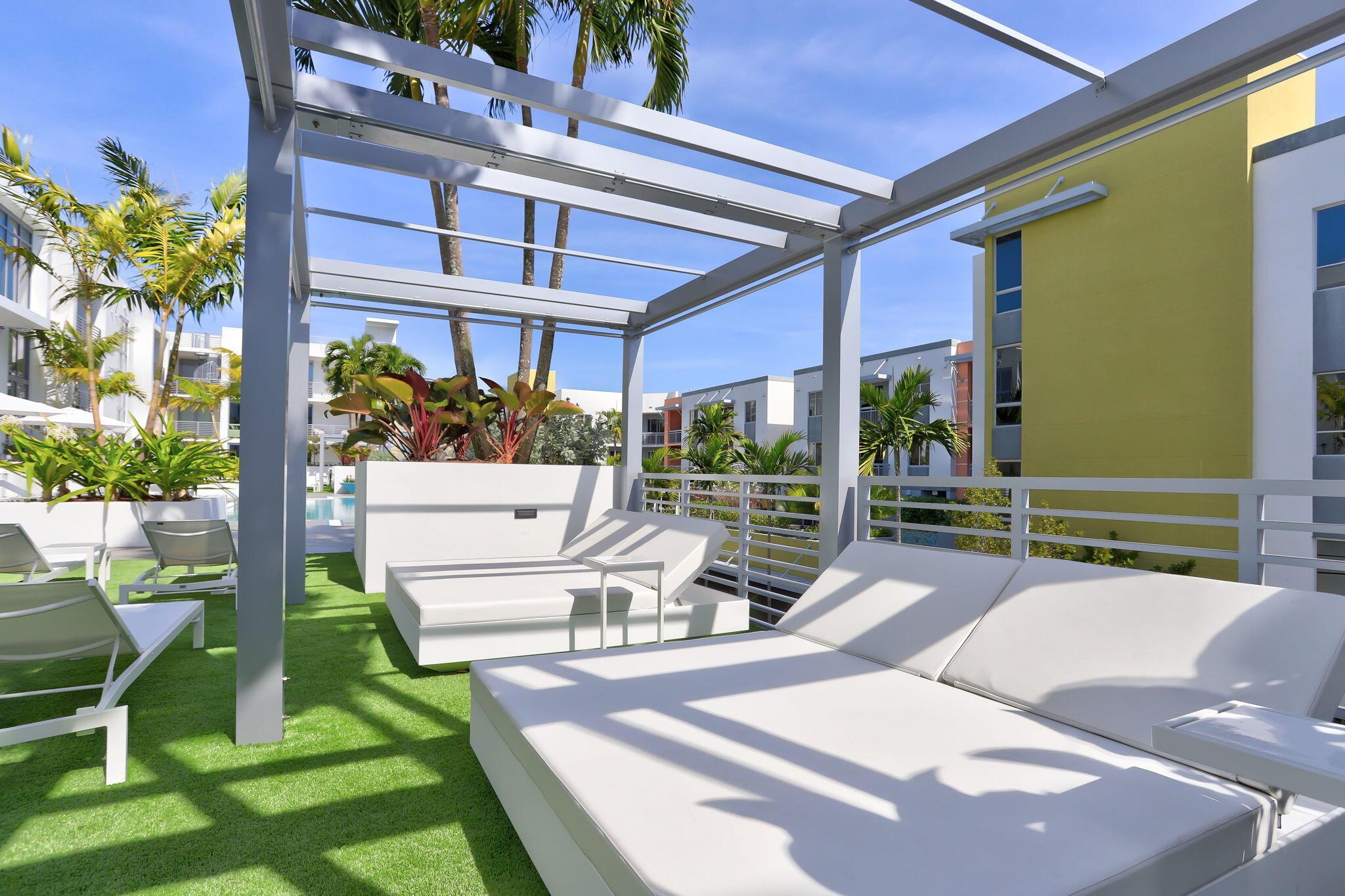 111 SE 1st Avenue 412