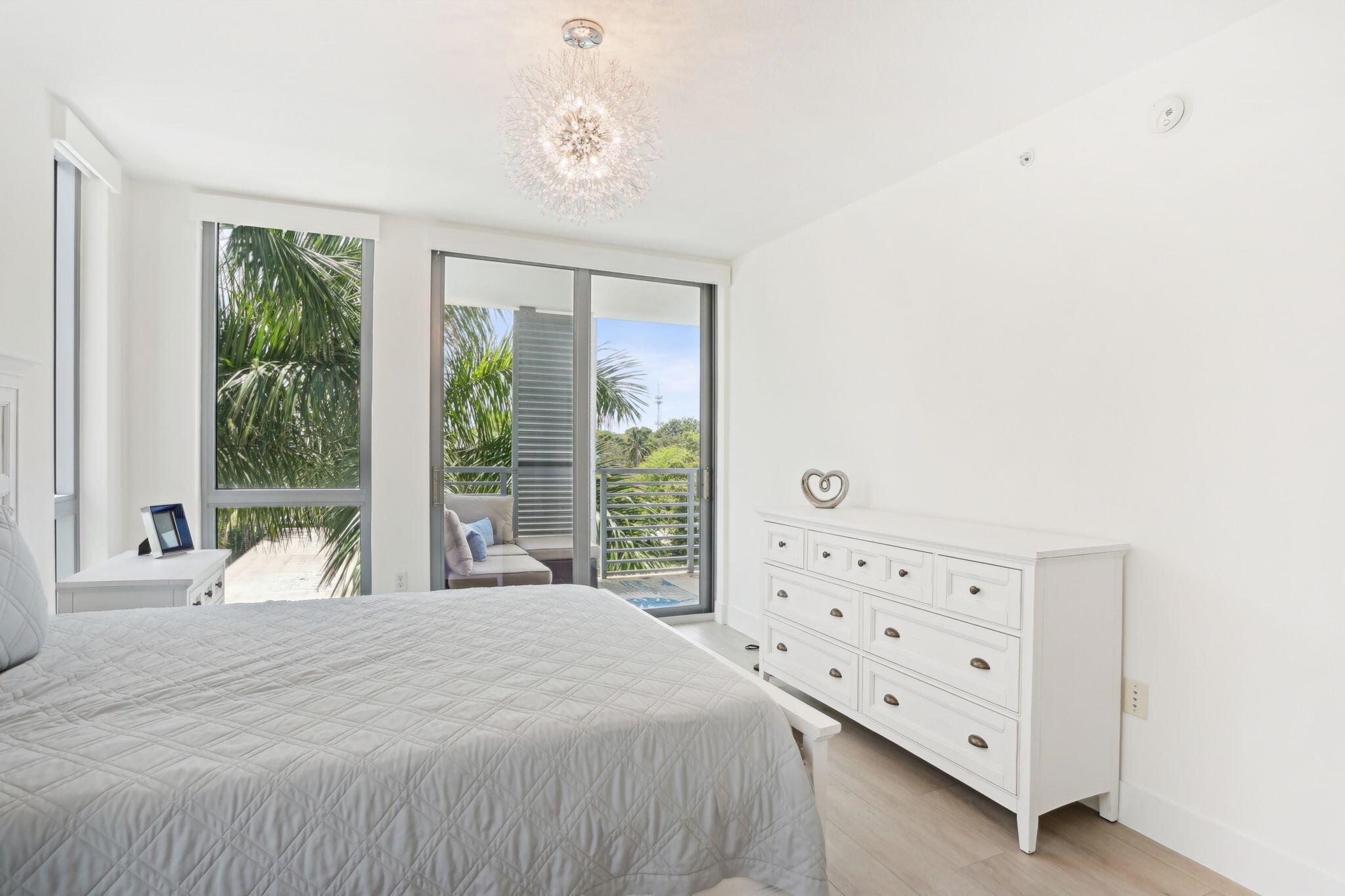 111 SE 1st Avenue 412