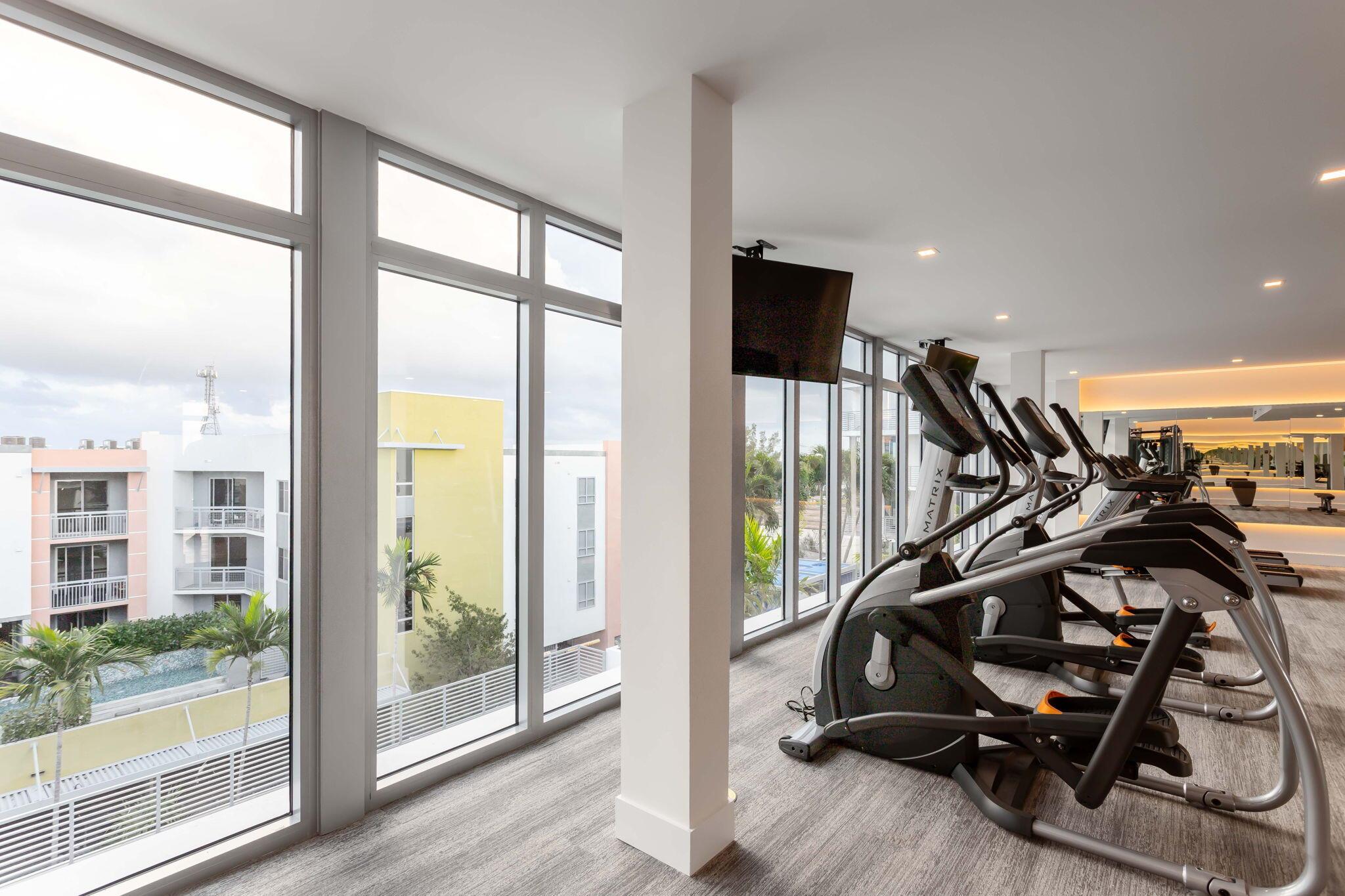 111 SE 1st Avenue 412