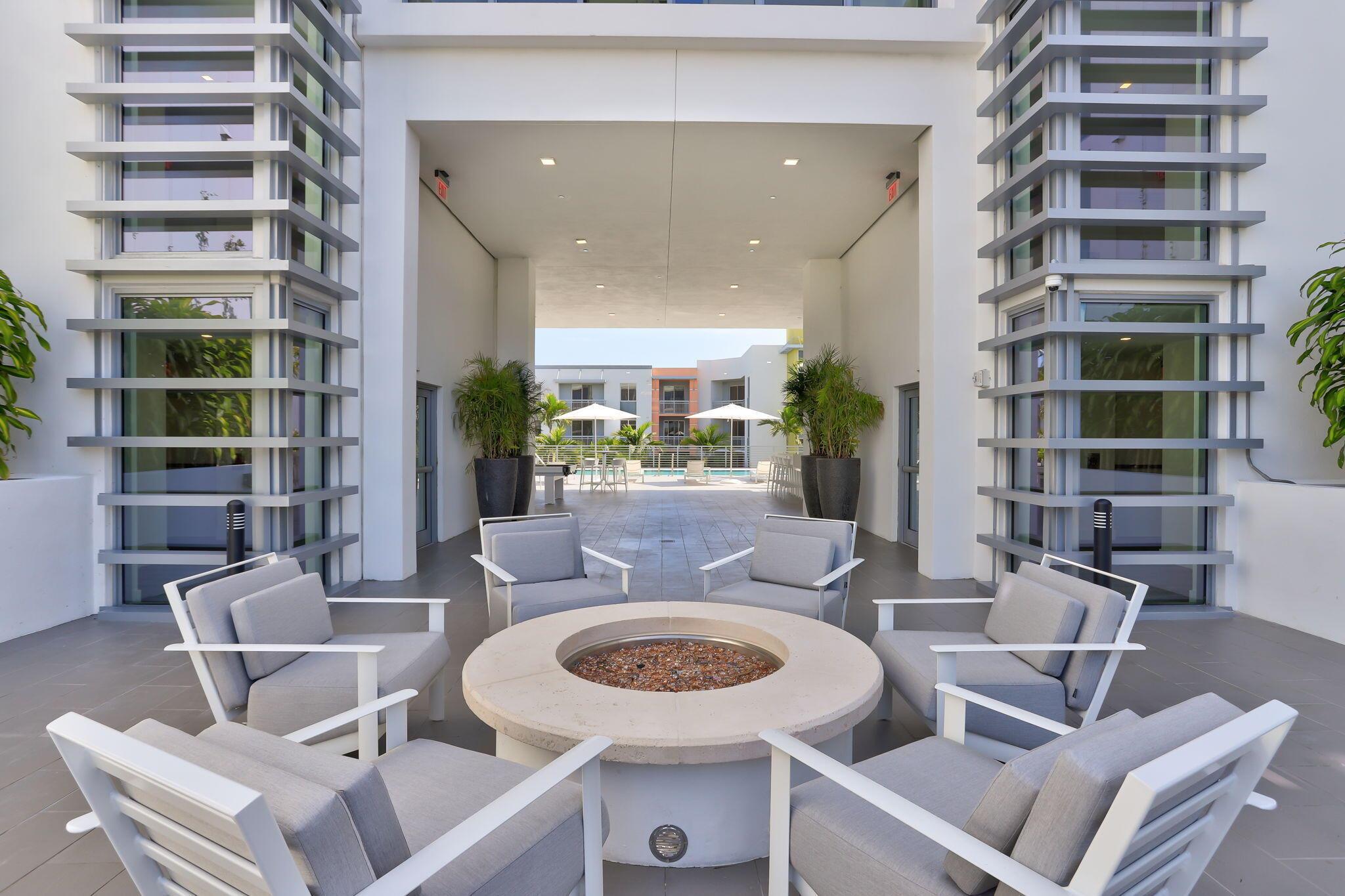 111 SE 1st Avenue 412