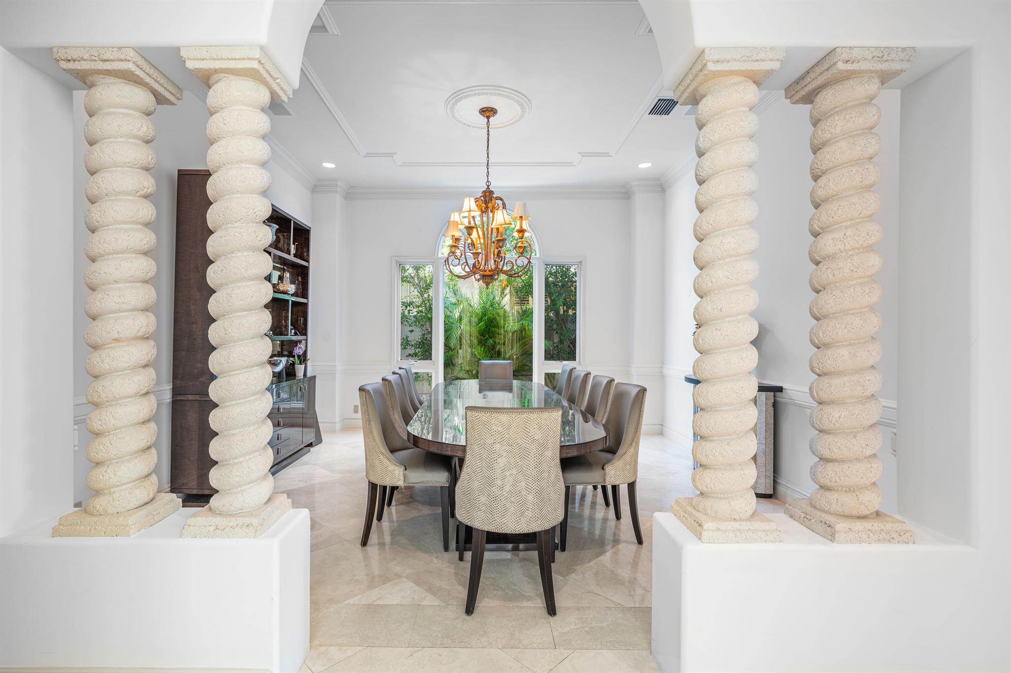 4900 Sanctuary Lane
