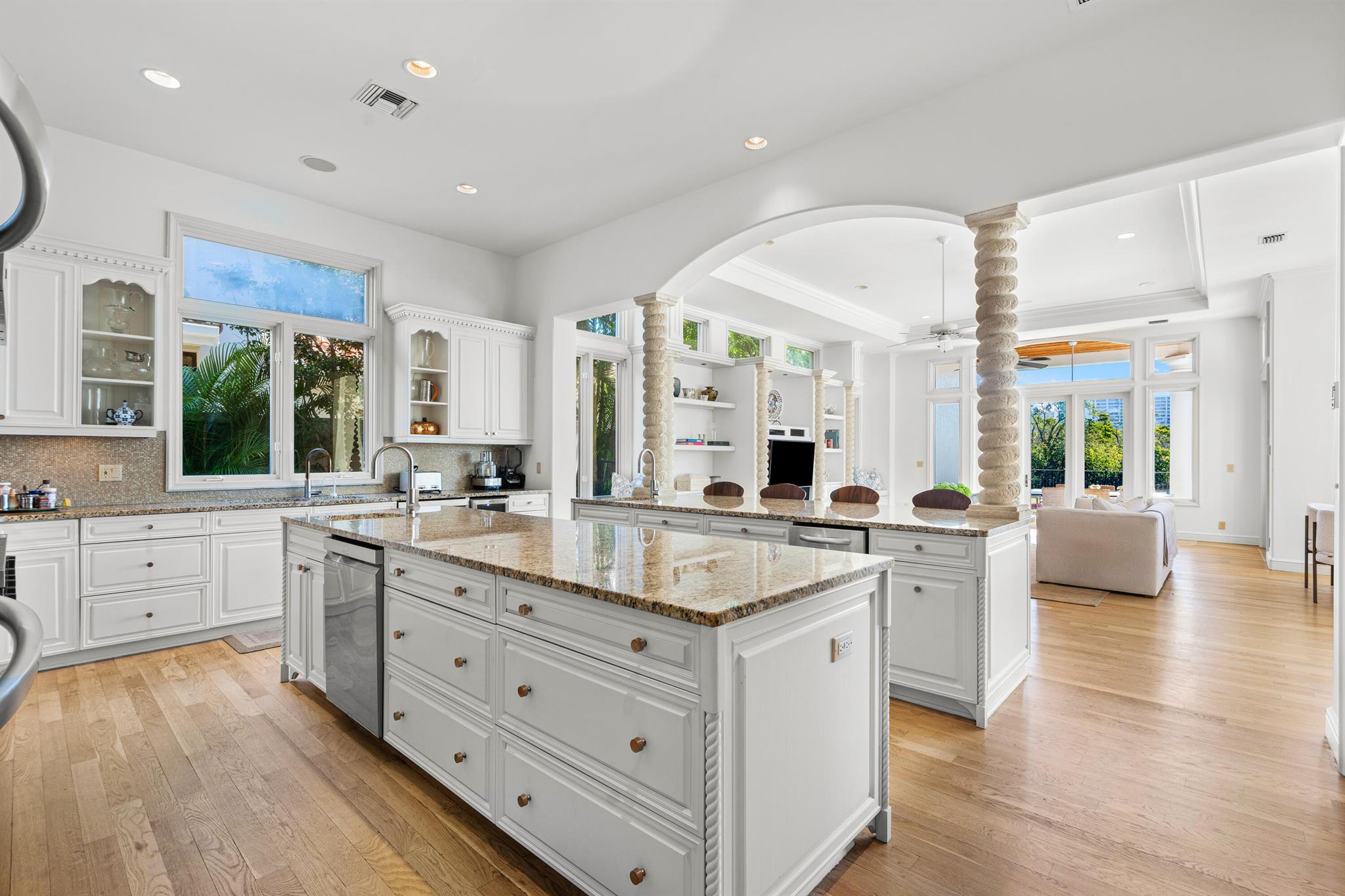 4900 Sanctuary Lane