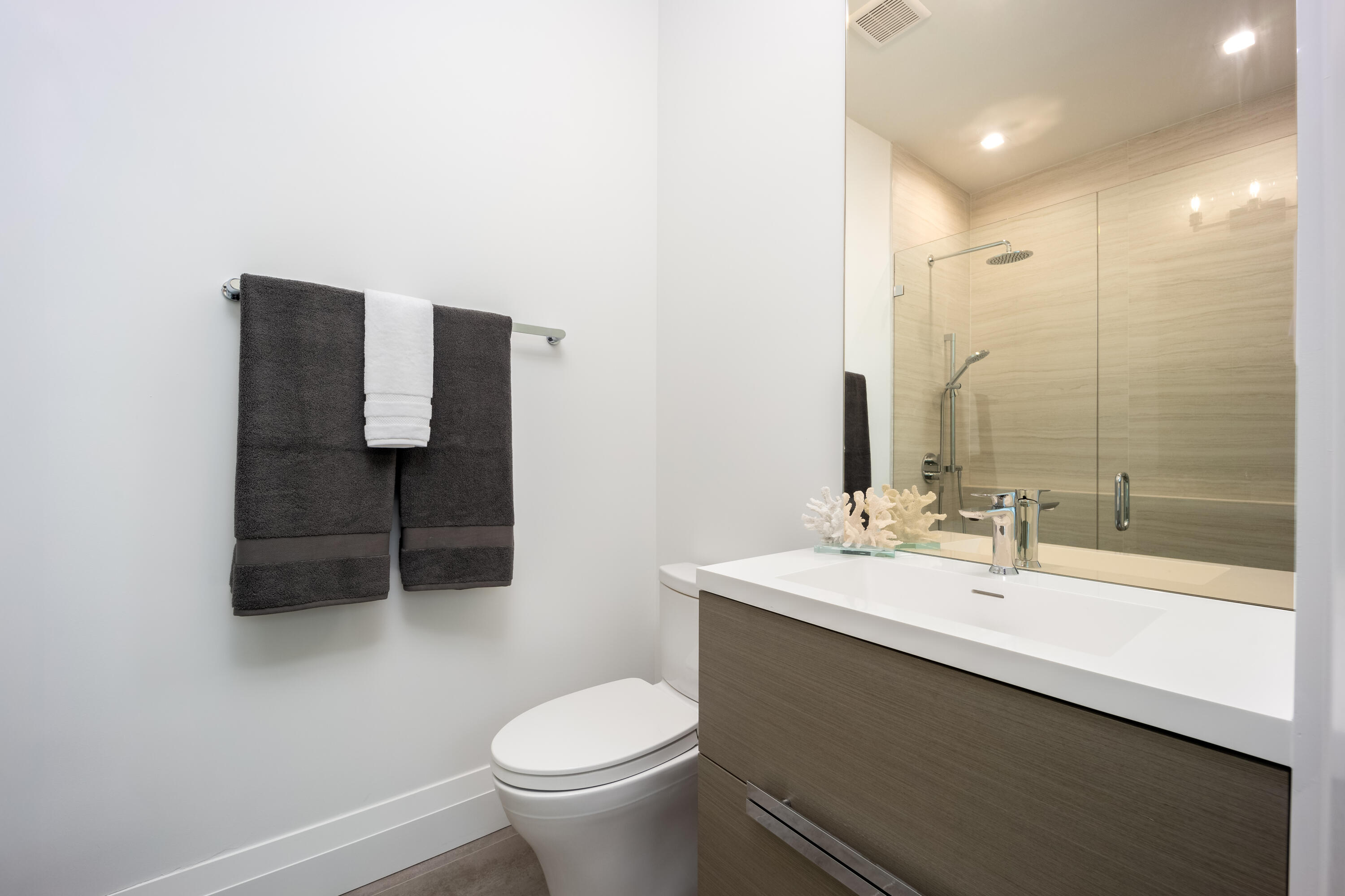 1177 George Bush Boulevard 302