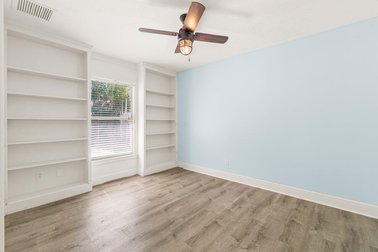 3044 SE Orange Tree Place