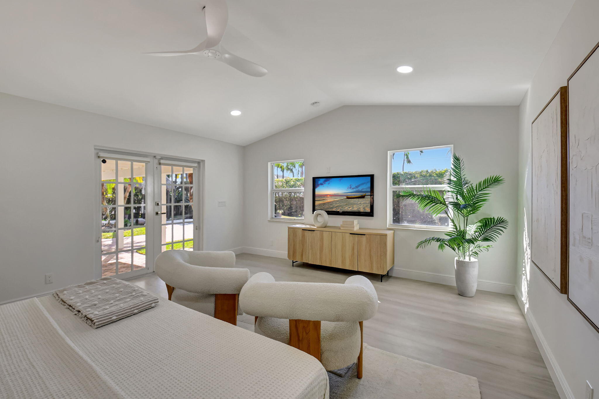1010 NW 3rd Avenue
