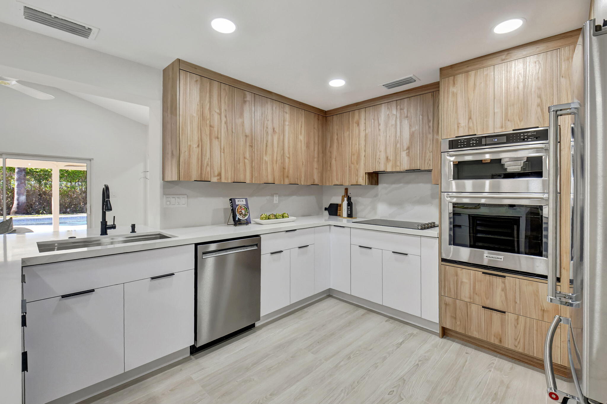 1010 NW 3rd Avenue