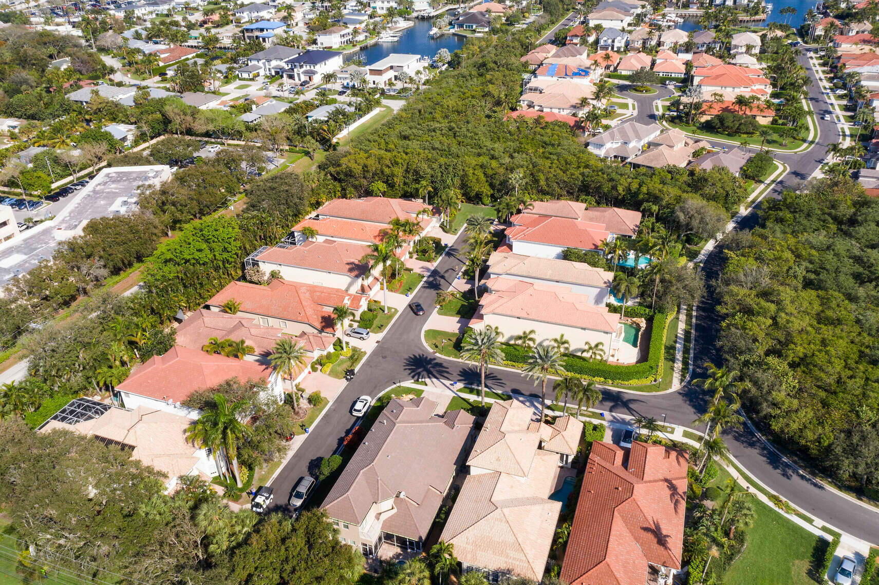703 Voyager Lane