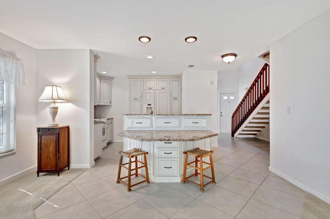 2439 Treasure Isle Drive 8