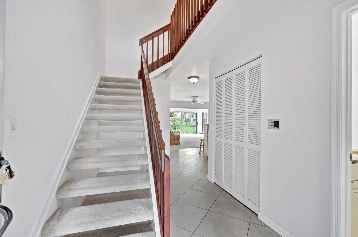 2439 Treasure Isle Drive 8