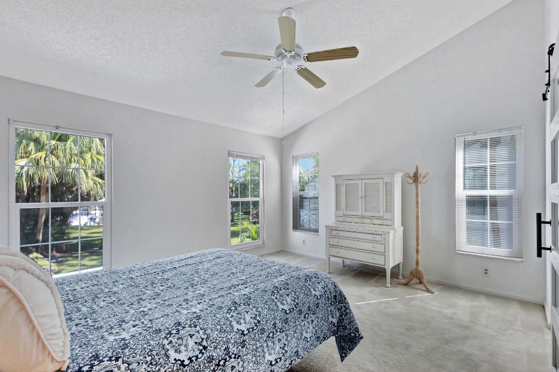 2439 Treasure Isle Drive 8