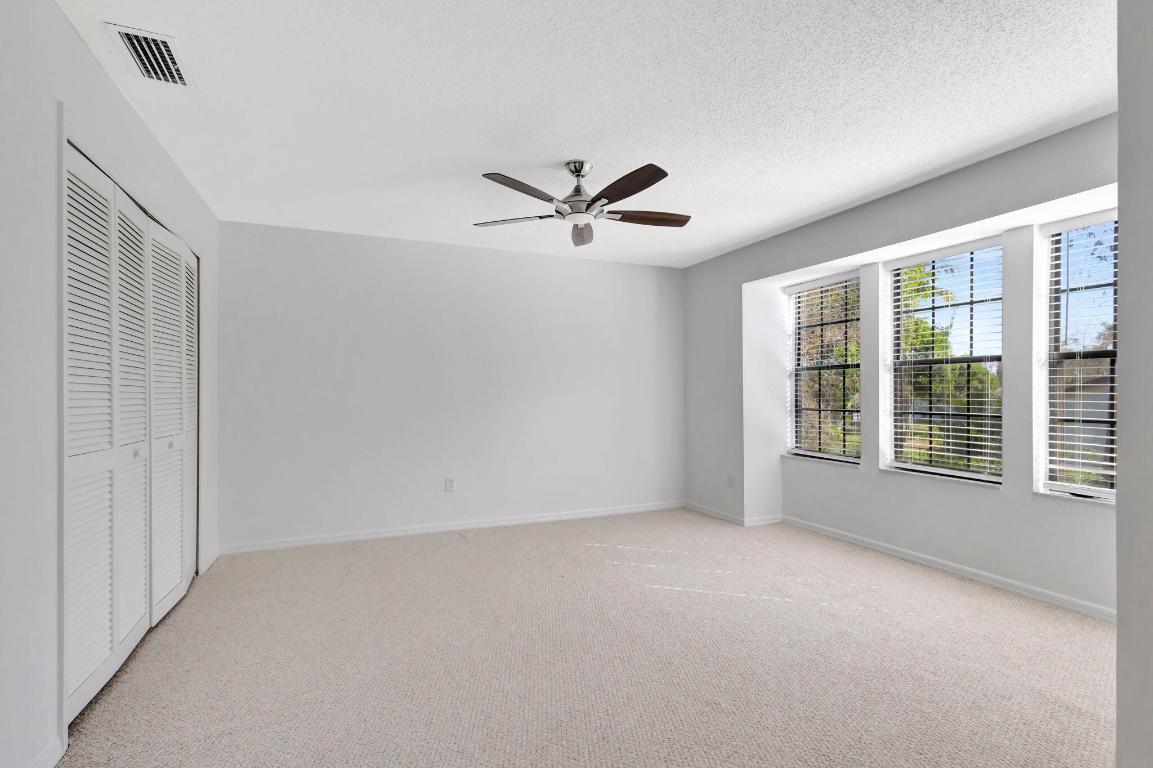 128 Weybridge B Circle B