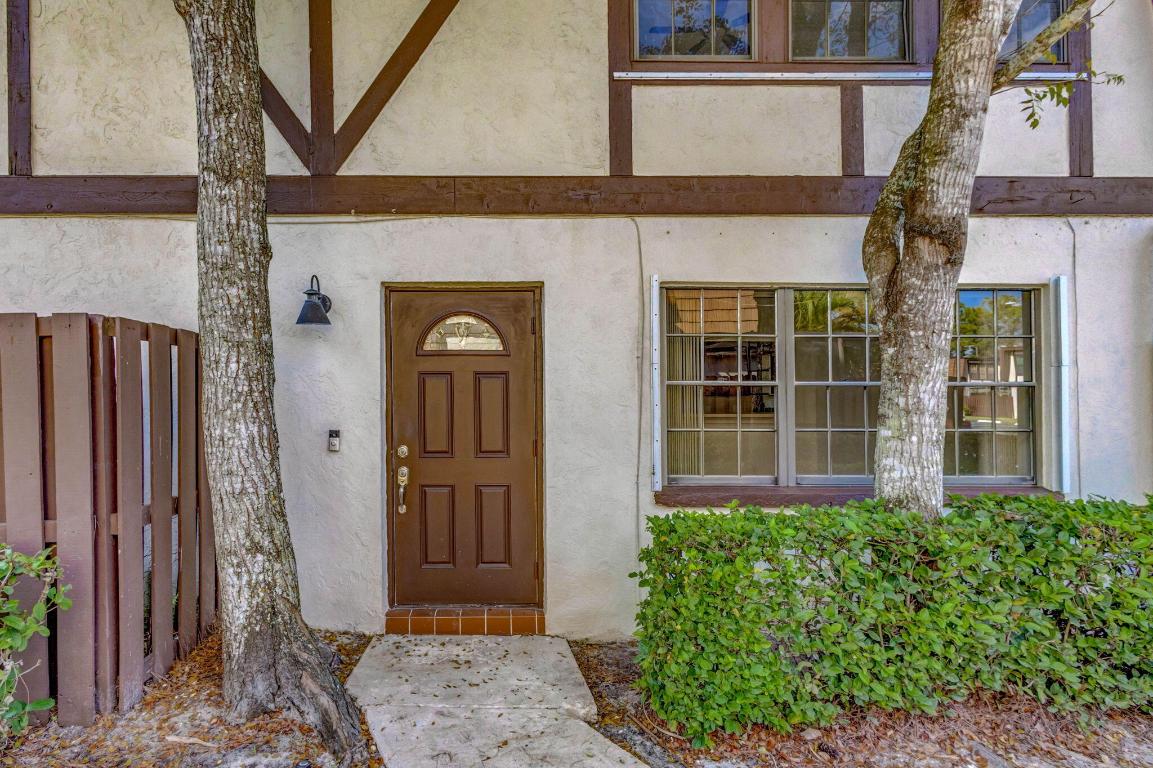128 Weybridge B Circle B