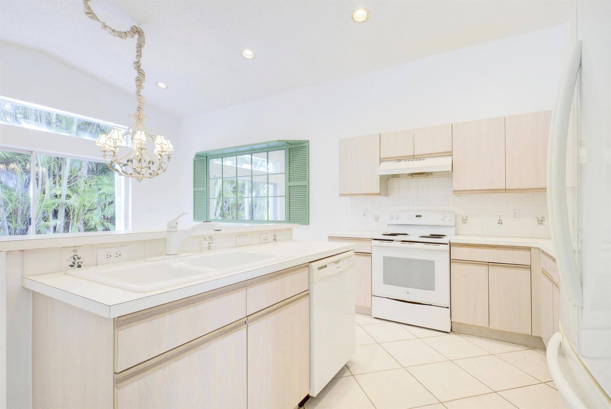 8175 Mystic Harbor Circle