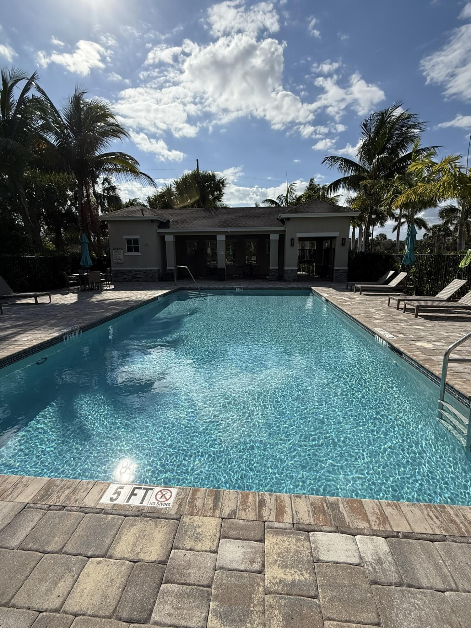 7240 SE Sebona Court