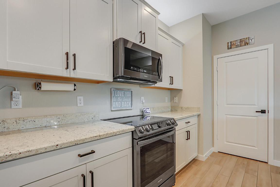 7240 SE Sebona Court