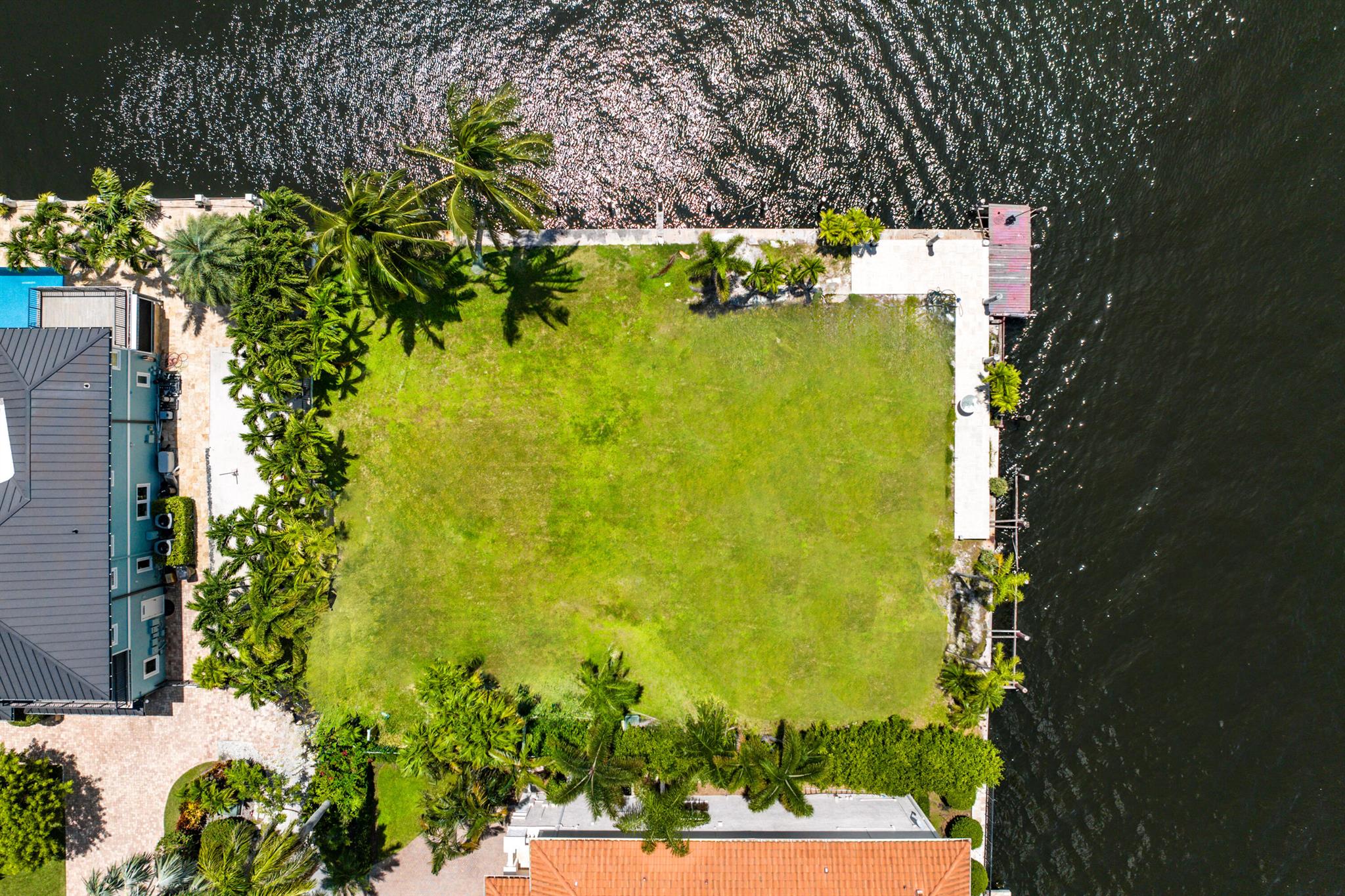 1004 Rhodes Villa Avenue