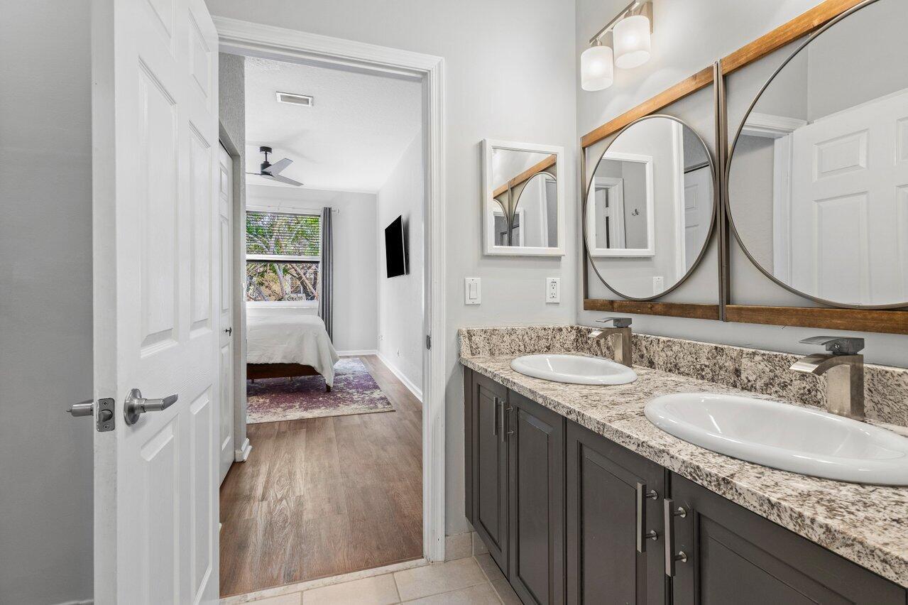 1601 E Classical Boulevard