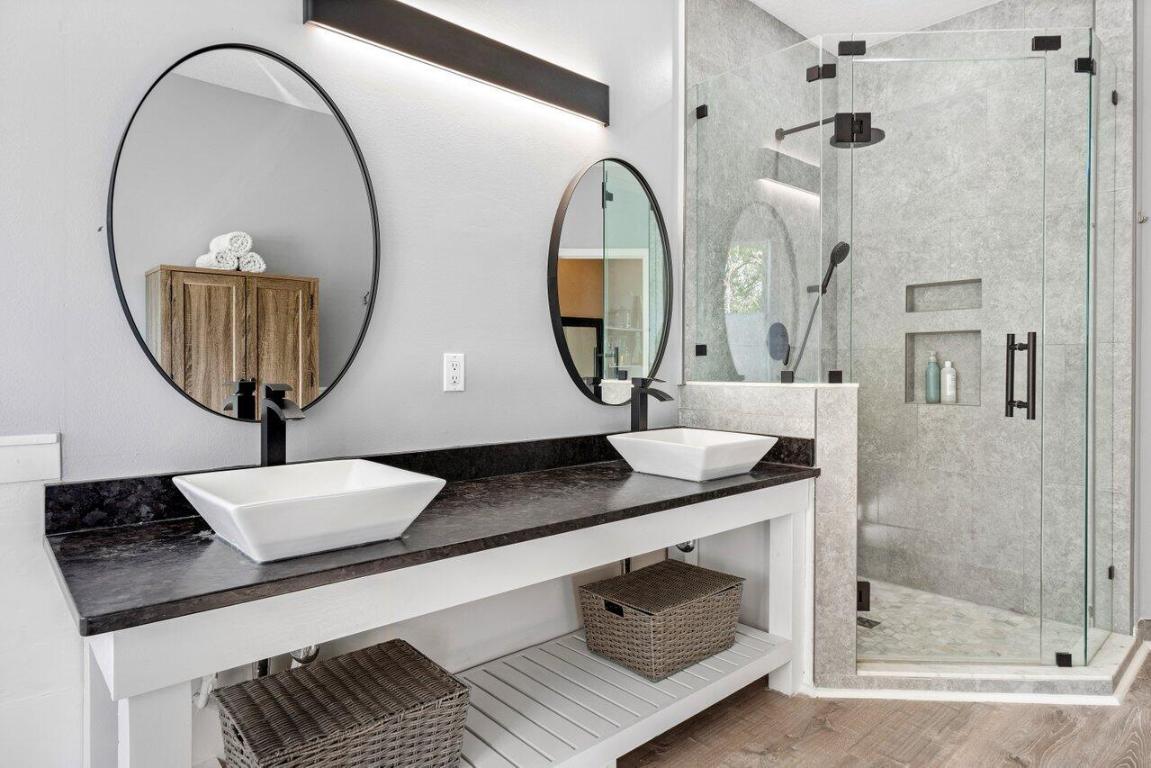 1601 E Classical Boulevard