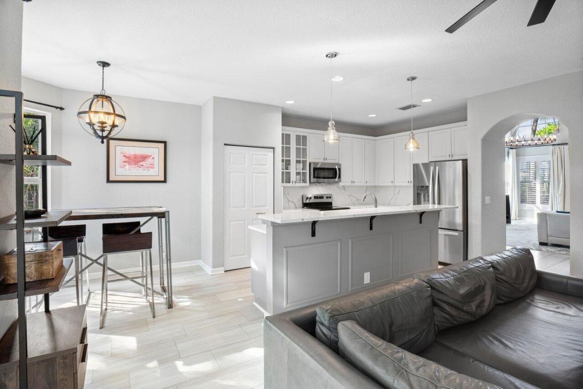 1601 E Classical Boulevard