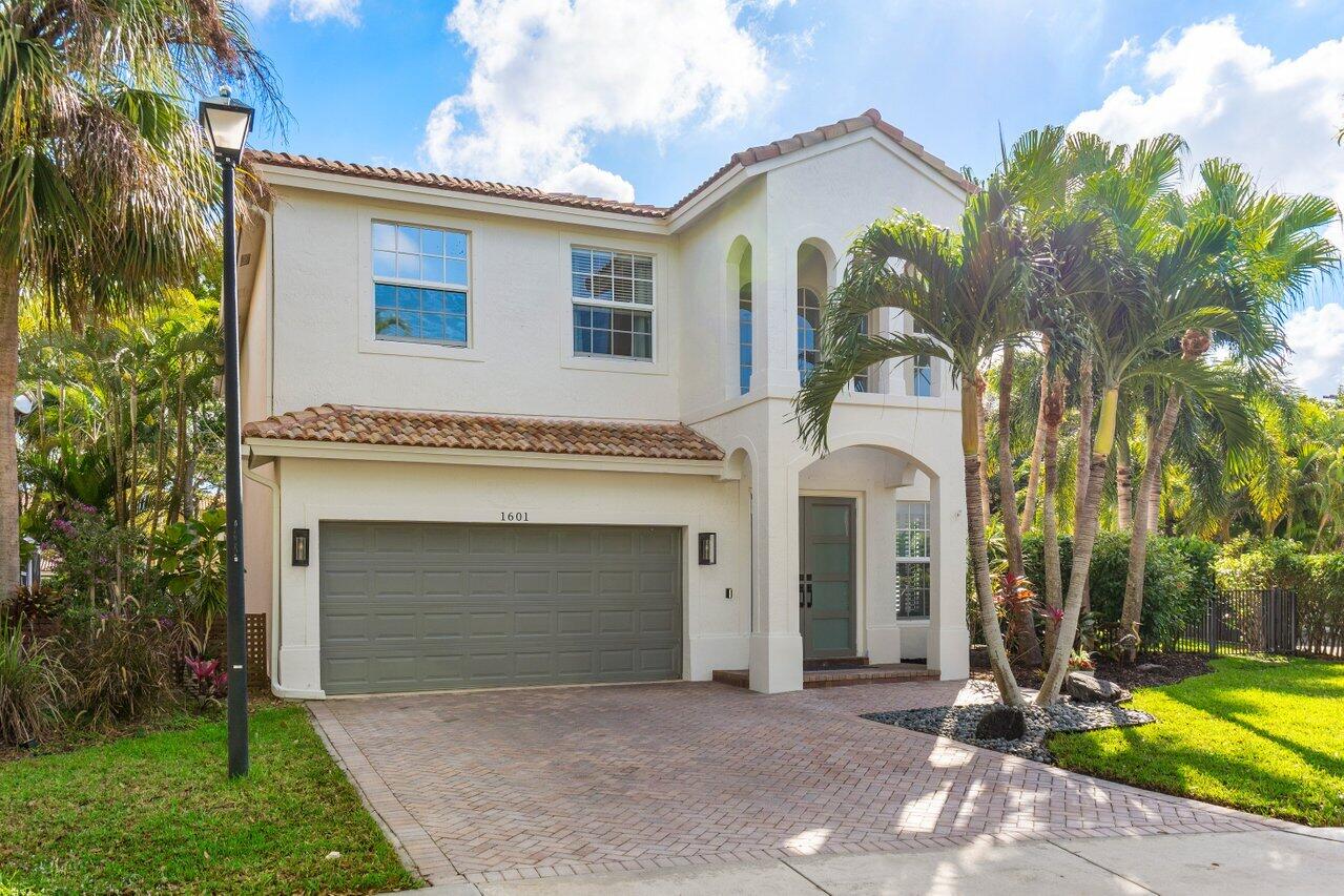 1601 E Classical Boulevard