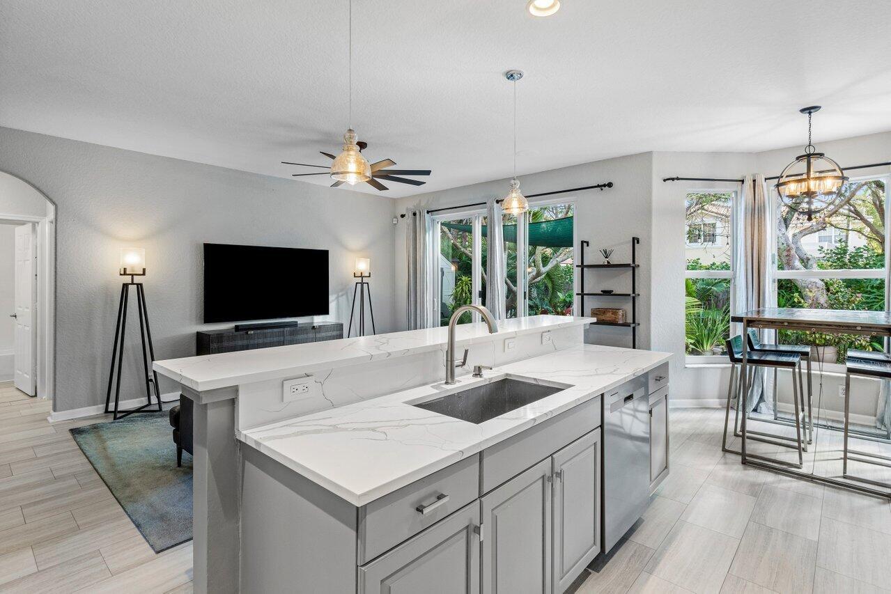 1601 E Classical Boulevard