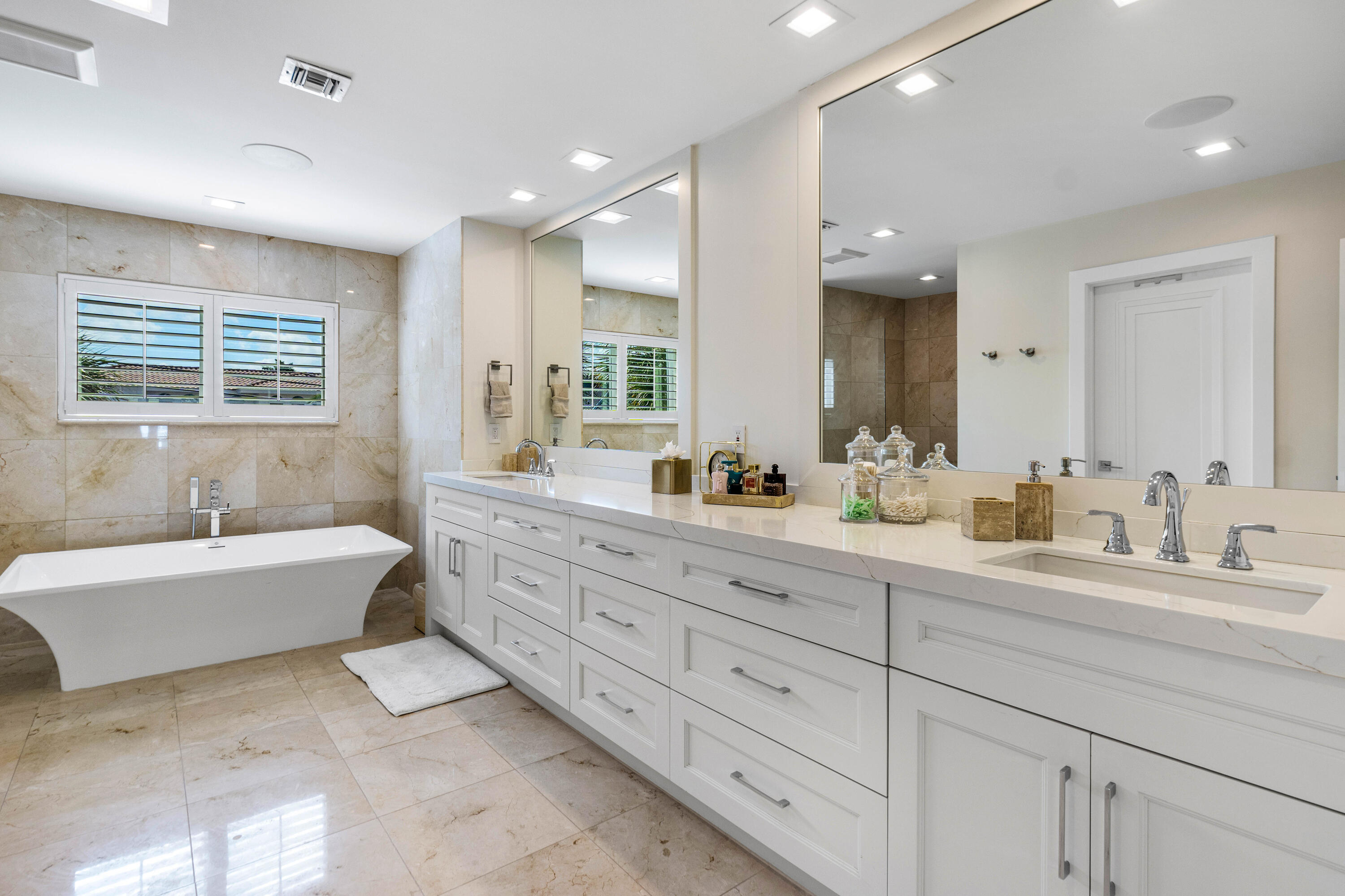 943 Fern Drive Drive