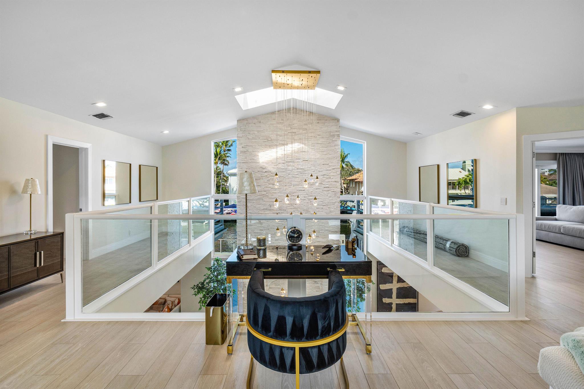 943 Fern Drive Drive