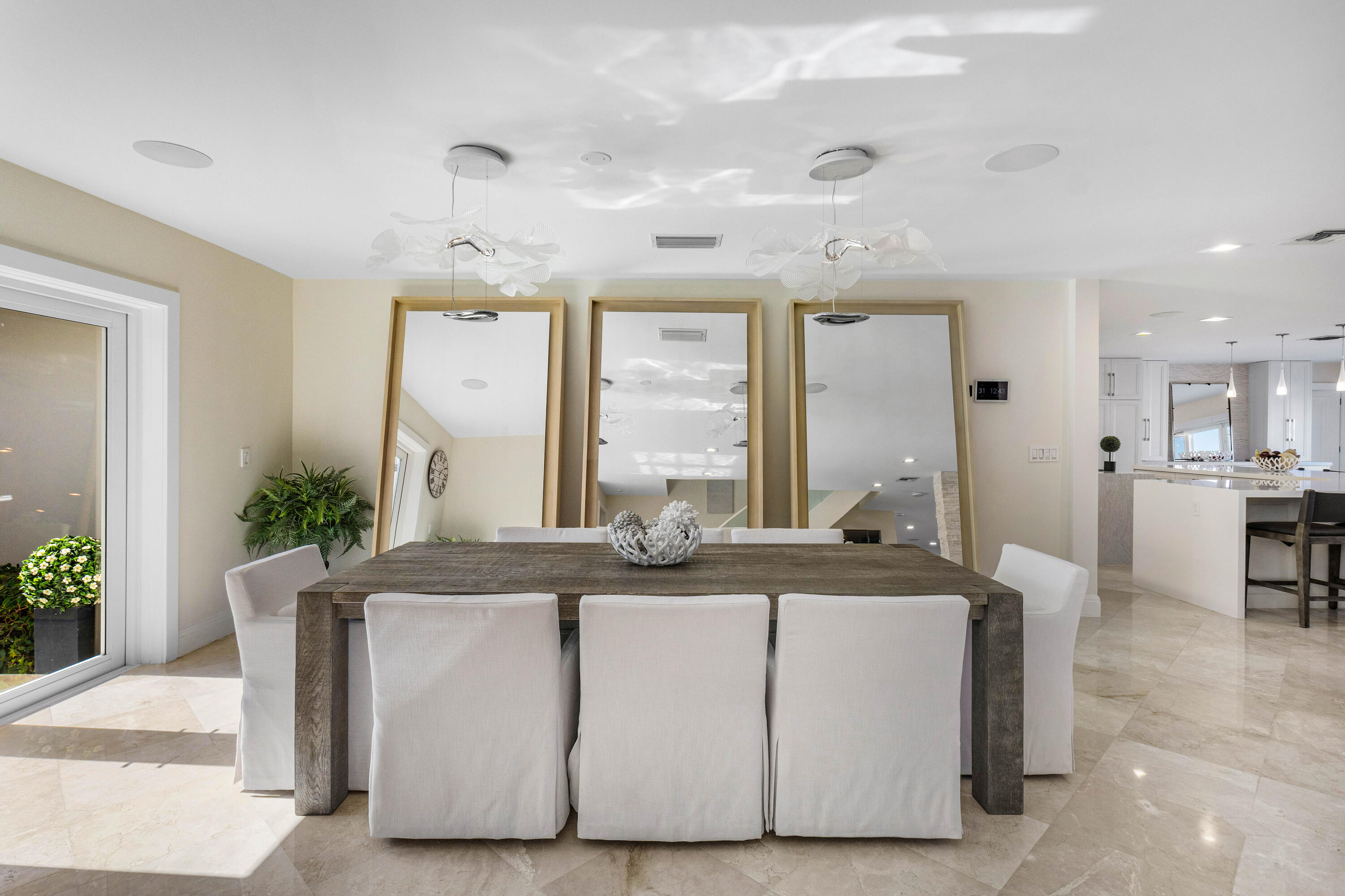 943 Fern Drive Drive