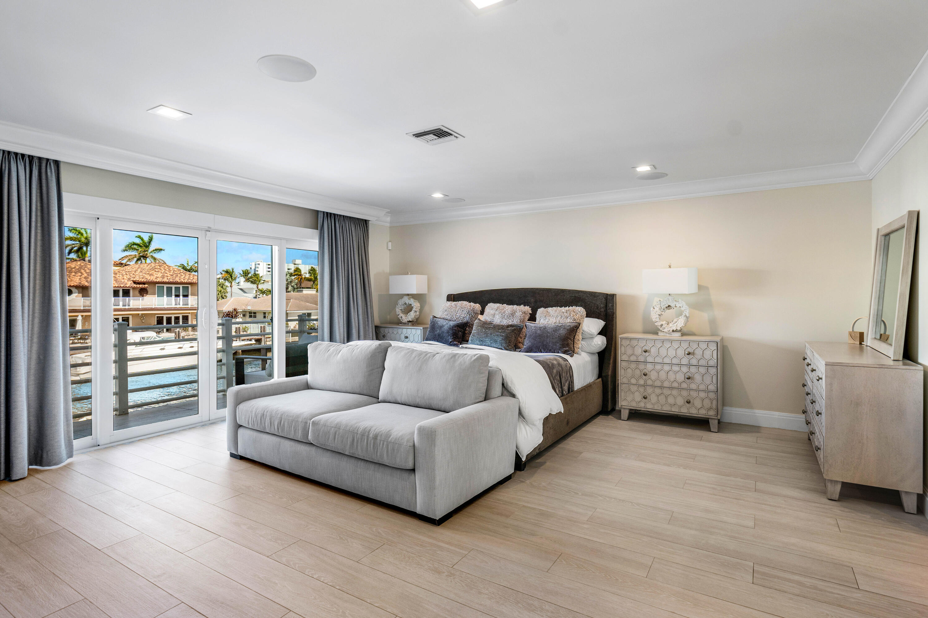 943 Fern Drive Drive