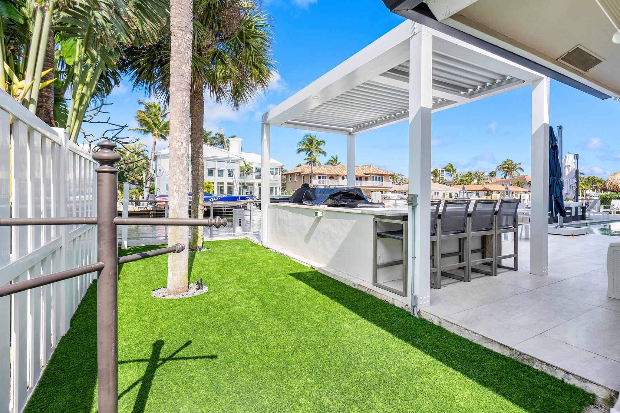 943 Fern Drive Drive