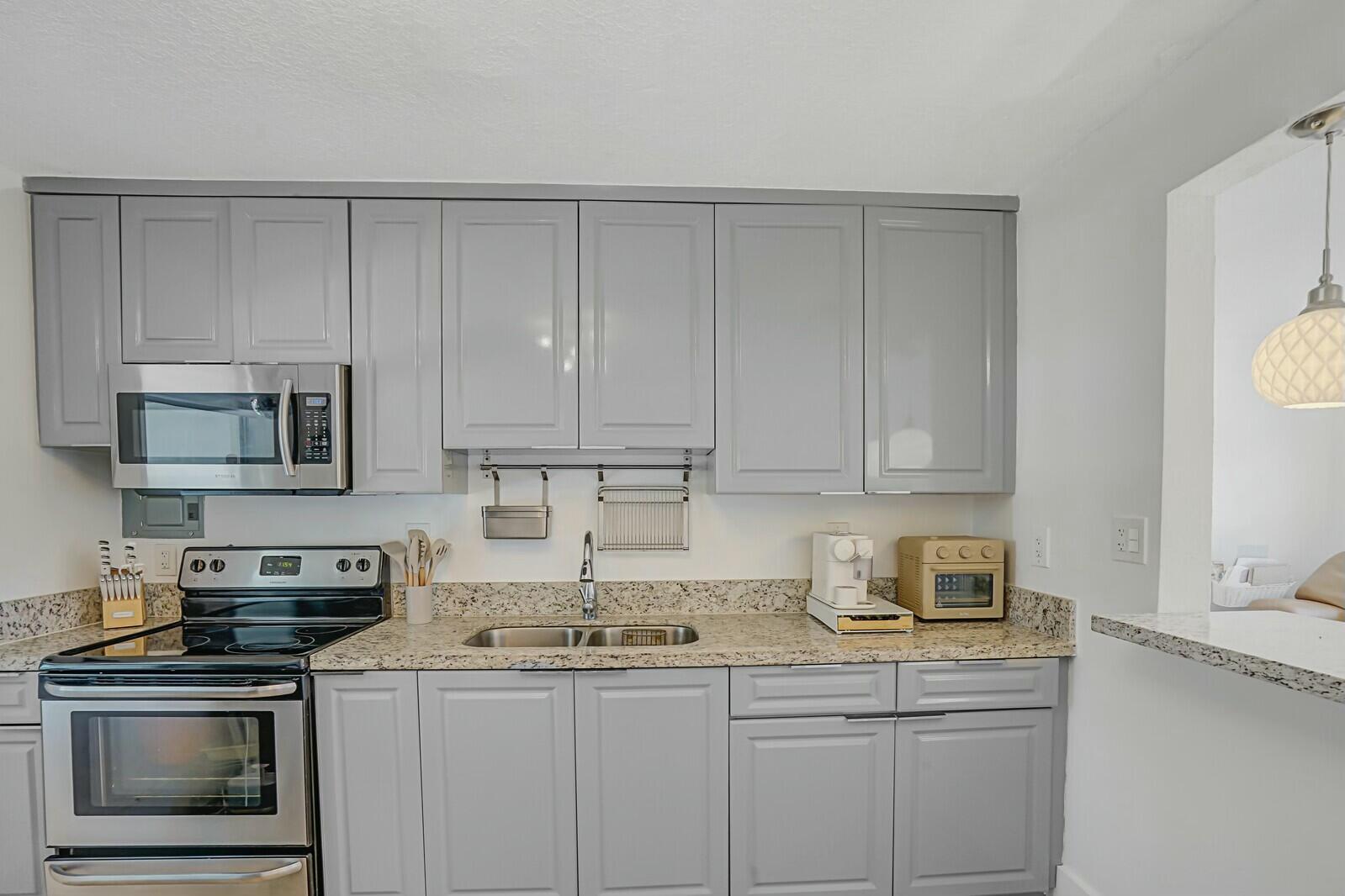 1250 NE 32nd Street