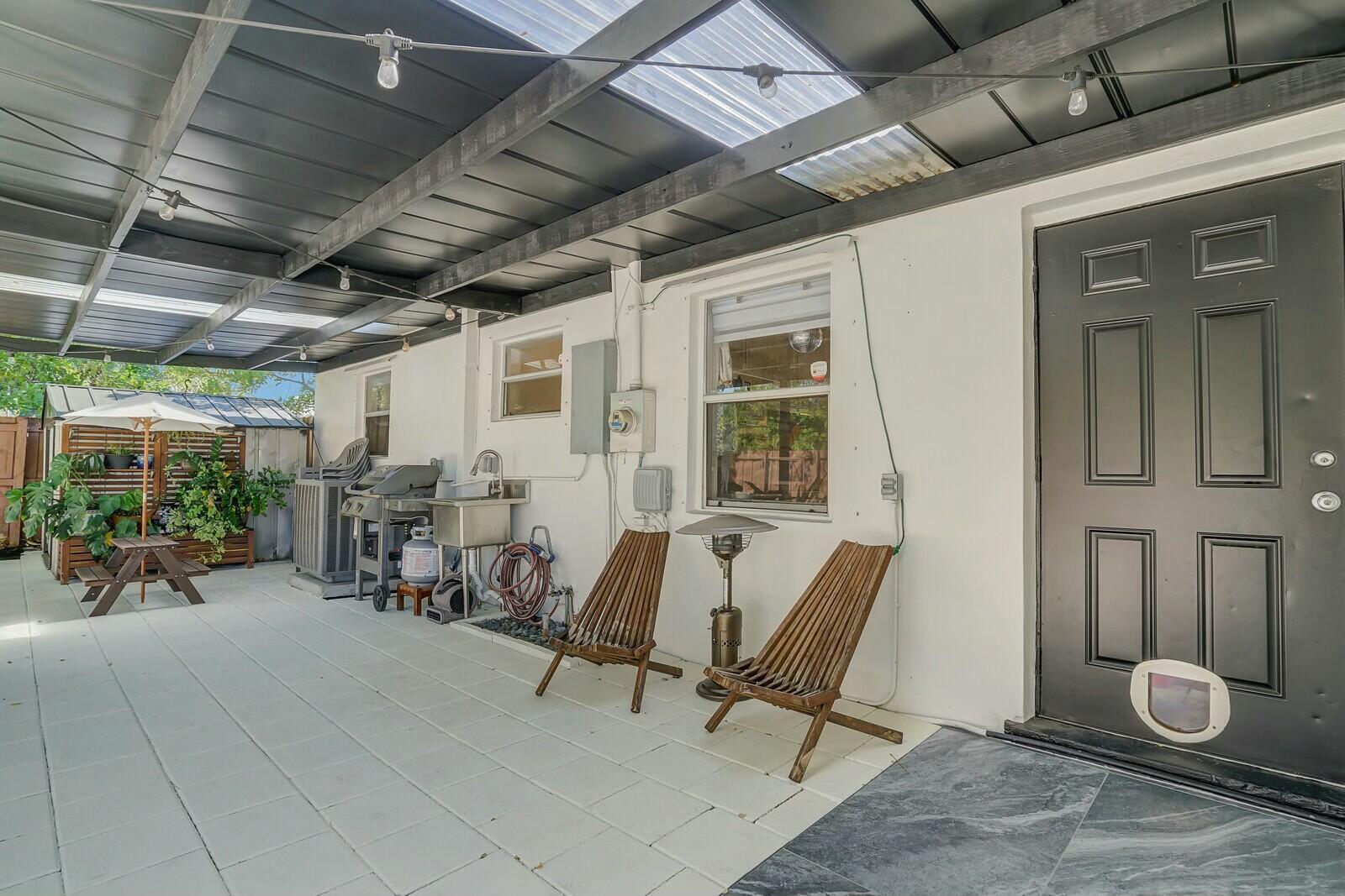 1250 NE 32nd Street