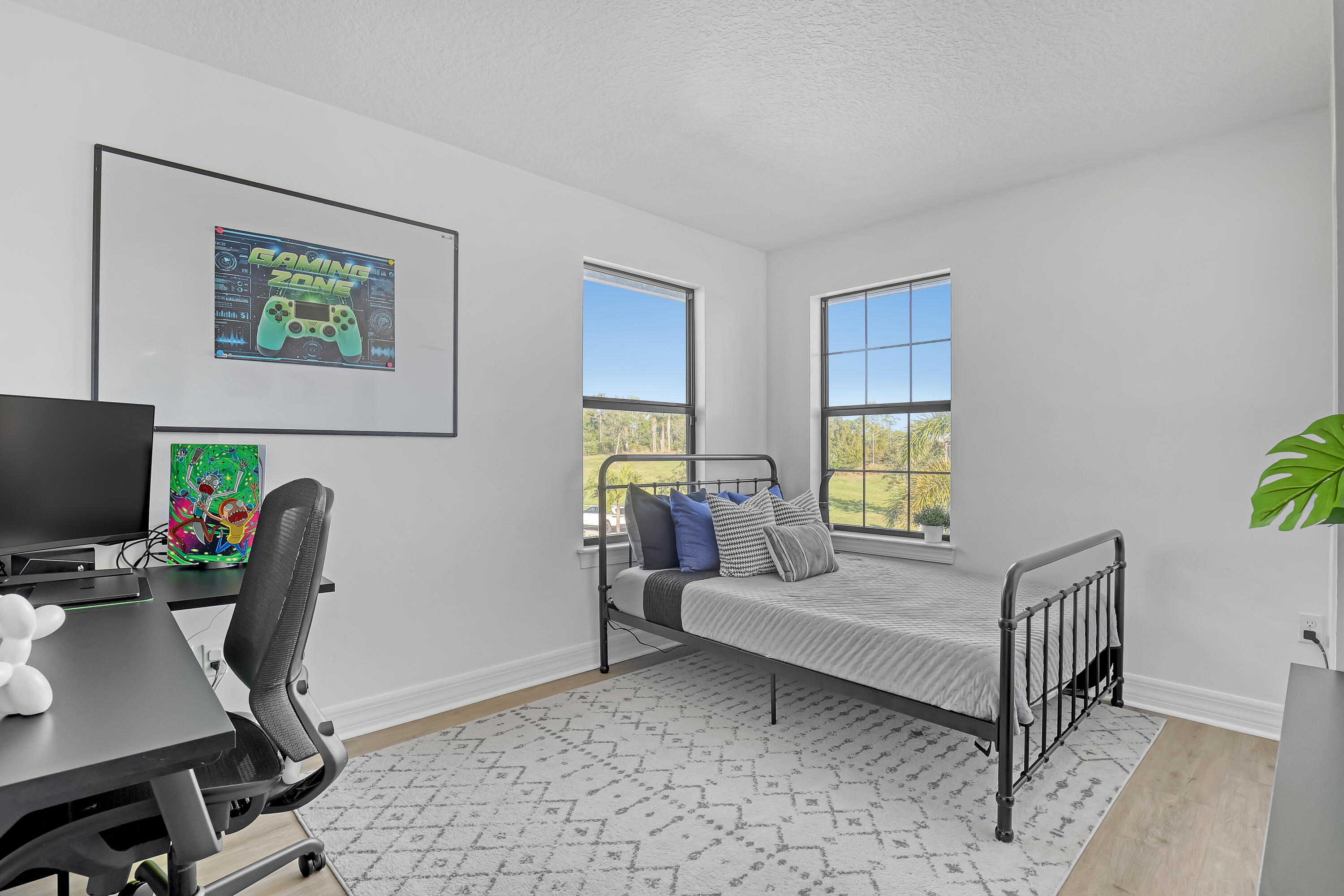 237 Sonoma Isles Circle