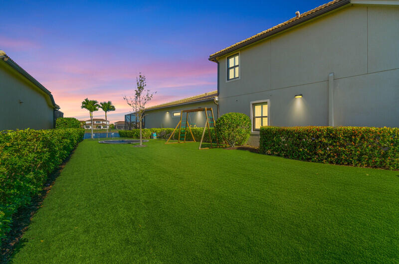 237 Sonoma Isles Circle