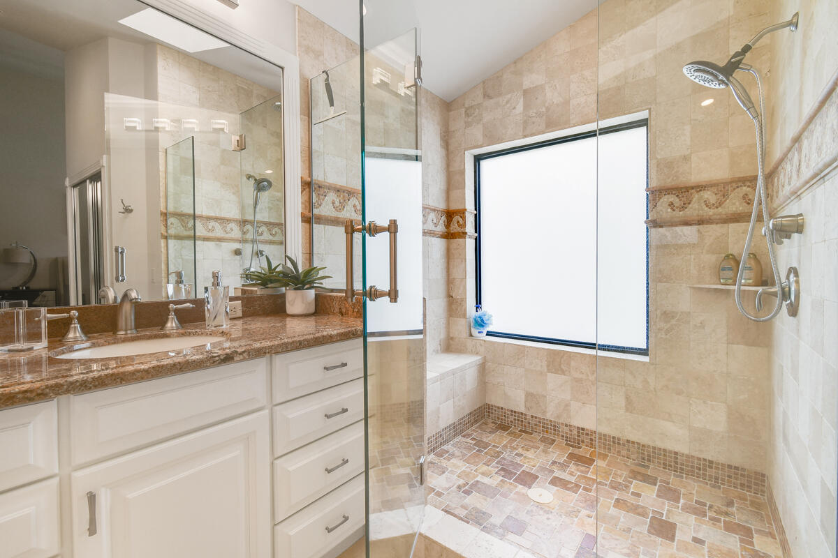 1515 NW Lancewood Terrace