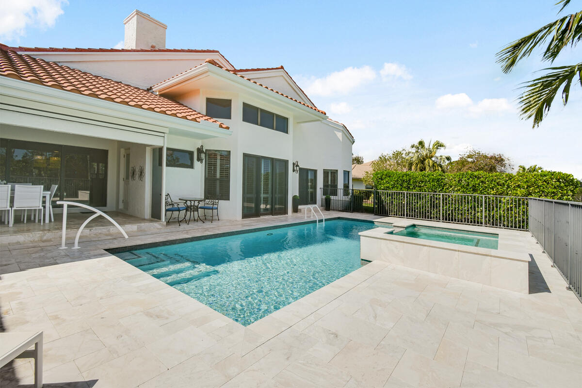 1515 NW Lancewood Terrace