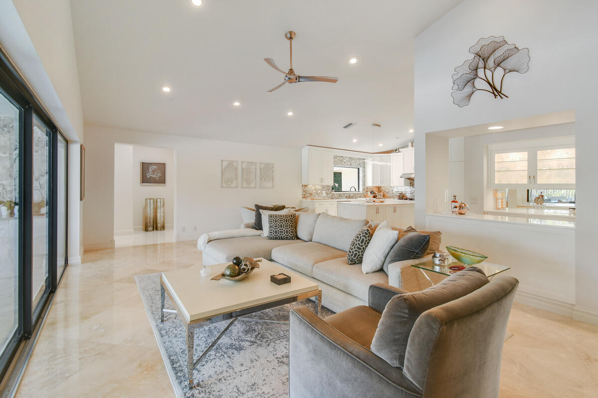 1515 NW Lancewood Terrace