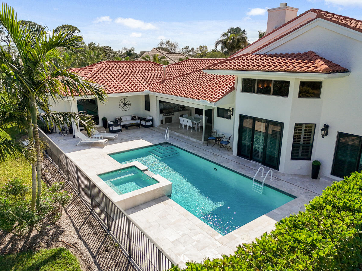 1515 NW Lancewood Terrace