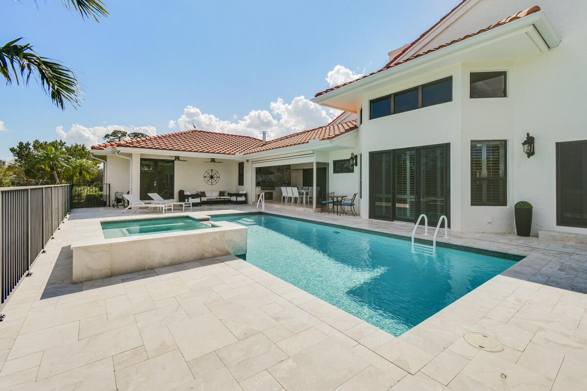 1515 NW Lancewood Terrace