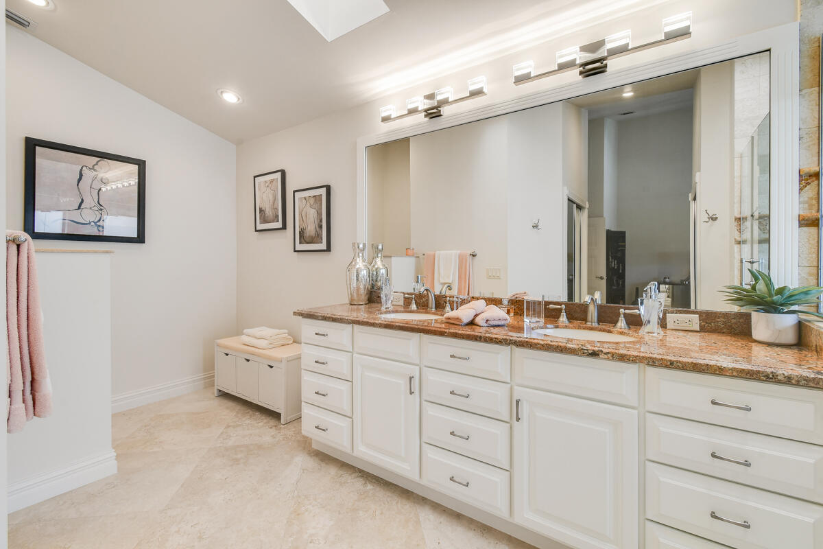 1515 NW Lancewood Terrace