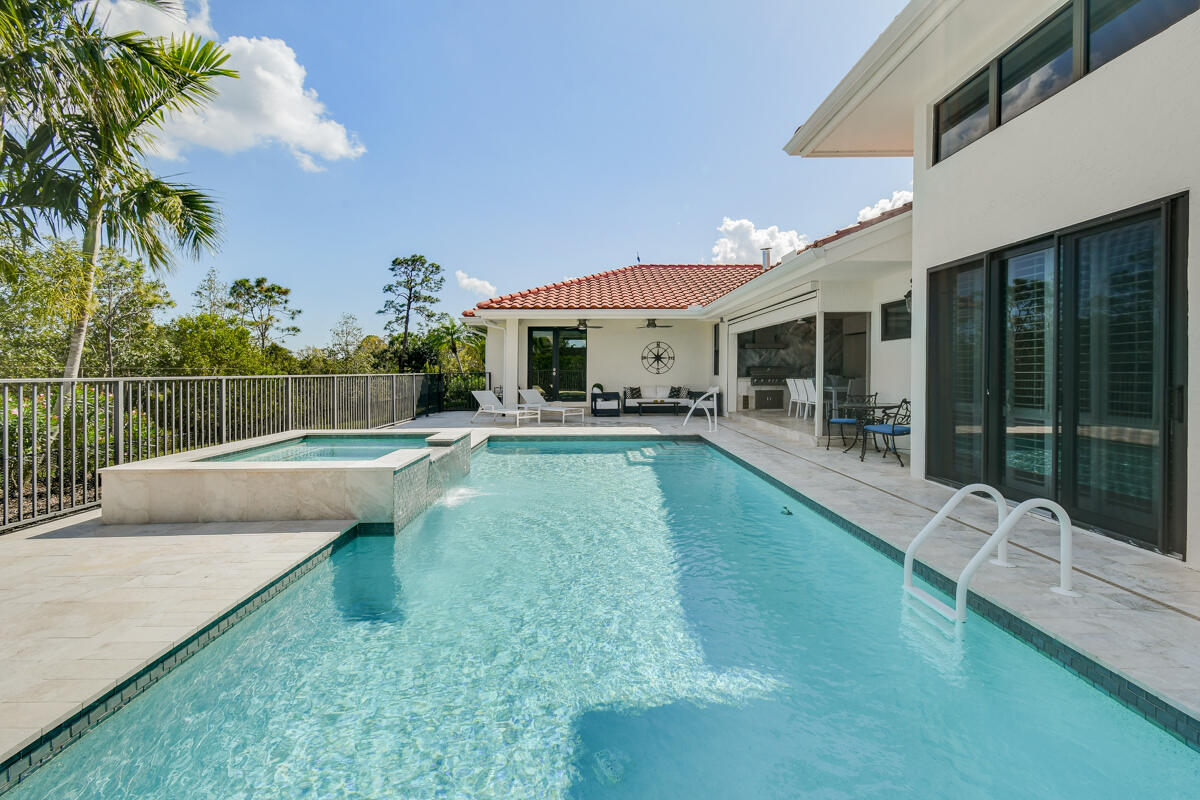 1515 NW Lancewood Terrace