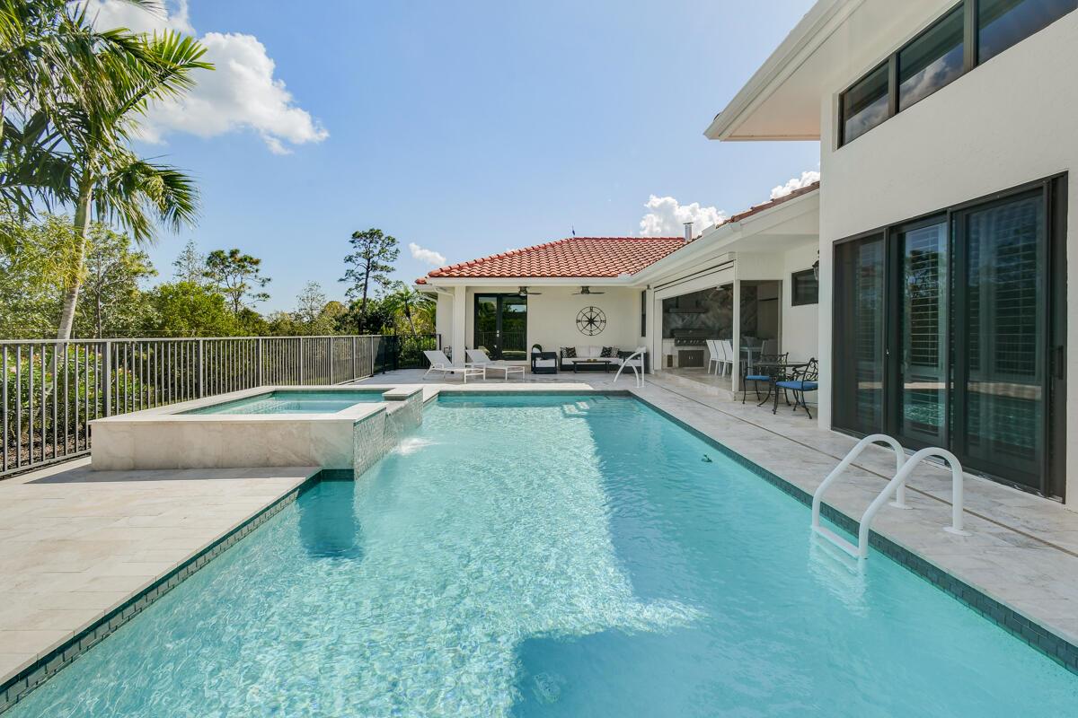 1515 NW Lancewood Terrace