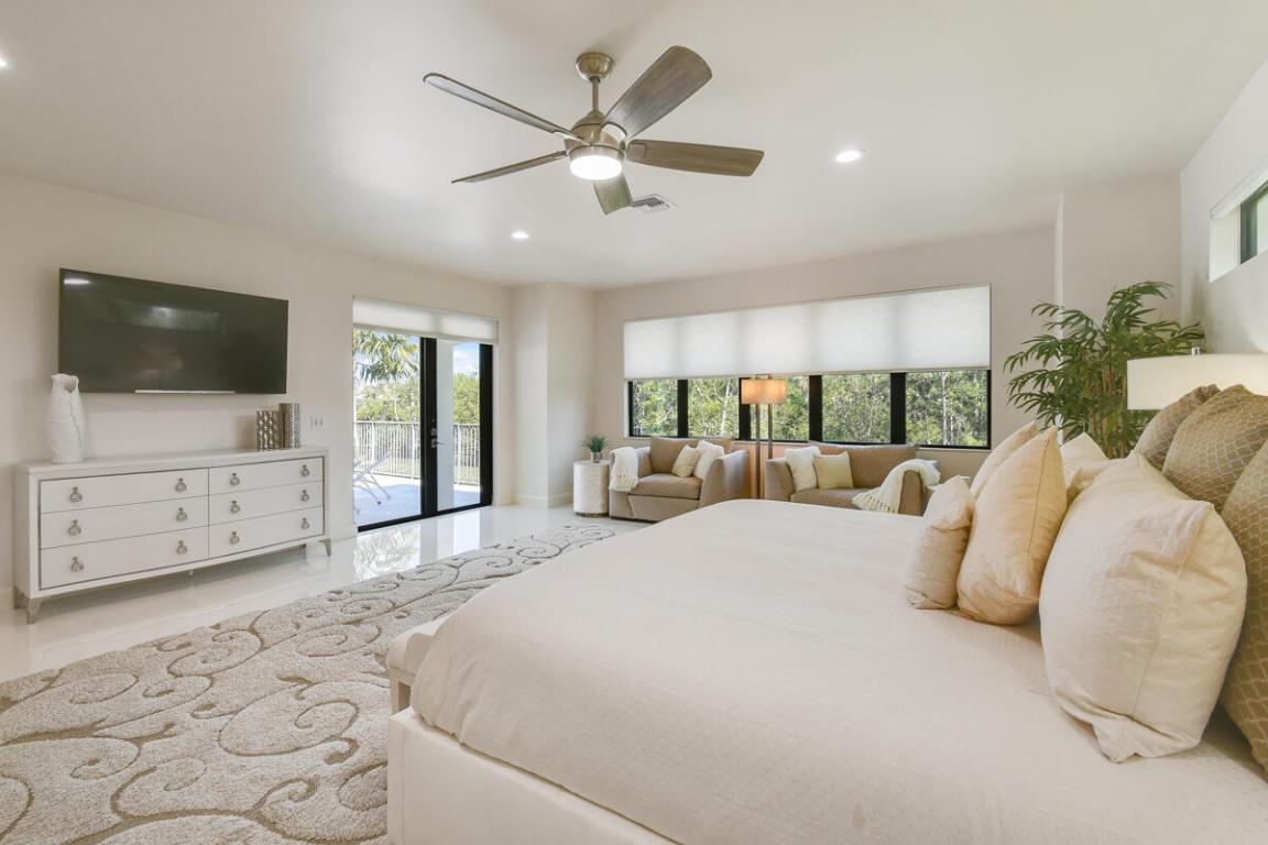 1515 NW Lancewood Terrace